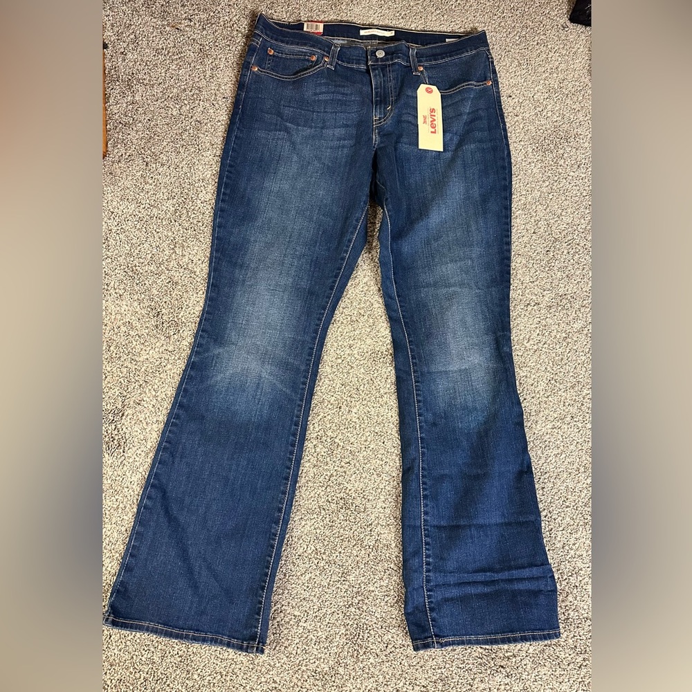 NEW WOMEN'S LEVIS BOOT CUT JEANS